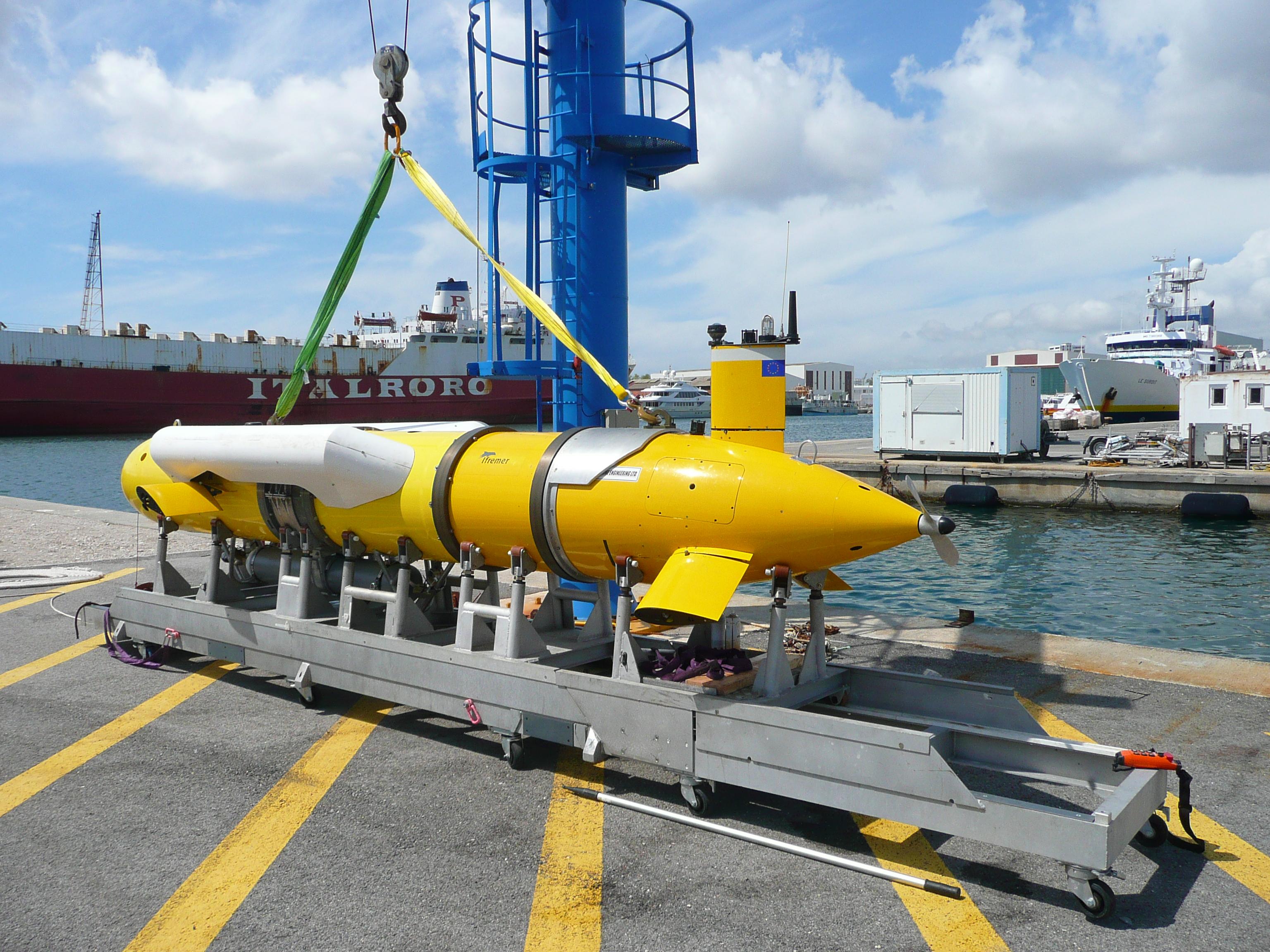 PAC SM: Testing of a Fuel Cell Autonomous Underwater Vehicle